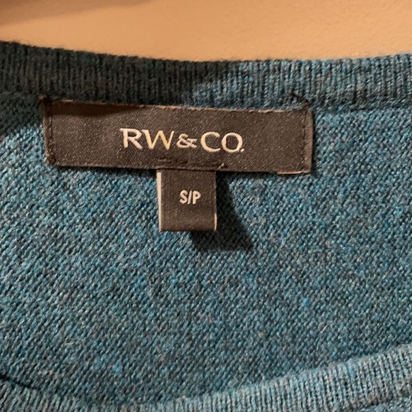 RW&CO green asymmetrical tunic sweater. Size S - Picture 3 of 4